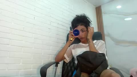 Penelopee Rouse online show from November 2025 07:58:02 PM