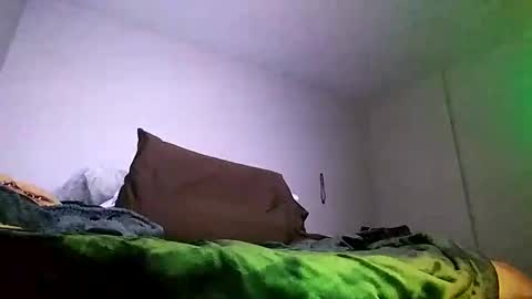 Snapshot of pennyfrance69 chatting on October 2025 12:22:01 AM Penny France online show from October 2025 12:22:01 AM