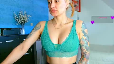 Hi Im Penelope  better vibrations  1111 online show from April 2026 11:41:01 AM