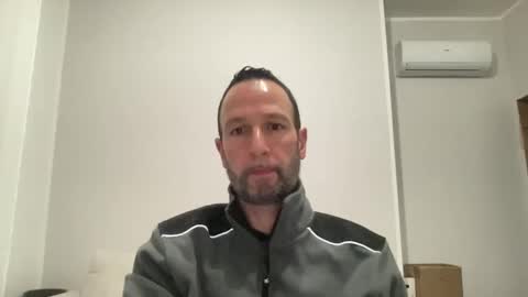 peppinslosqualo online show from February 2025 05:27:01 AM