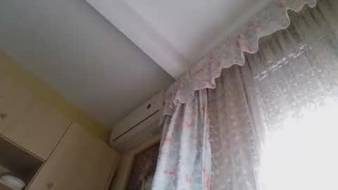 perales_12345 online show from September 2025 10:37:01 AM