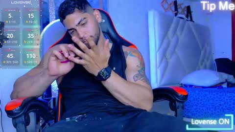 Snapshot of perfec_king00 chatting on November 2025 11:48:01 PM Jacob online show from November 2025 11:48:01 PM