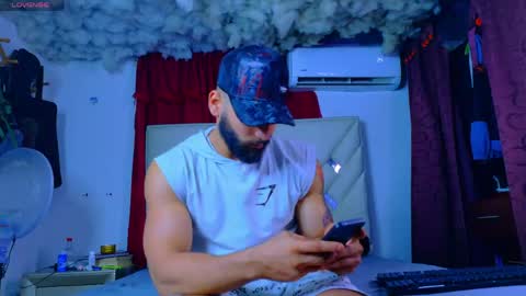 Snapshot of perfec_king00 chatting on May 2026 04:31:01 AM Jacob online show from May 2026 04:31:01 AM