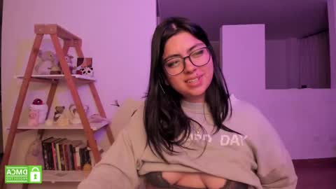 Sarah Ana Banana online show from February 2025 07:22:02 AM