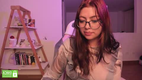 Sarah Ana Banana online show from March 2025 12:00:02 AM