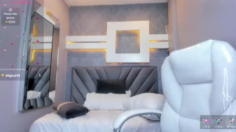 PERLA  online show from February 2025 03:25:01 AM