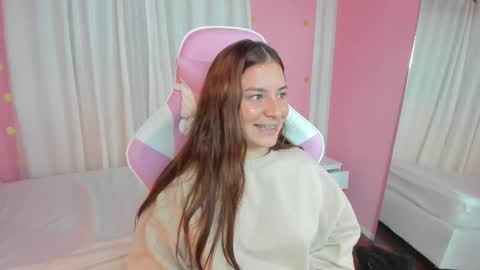 Marie online show from November 2025 11:15:01 PM