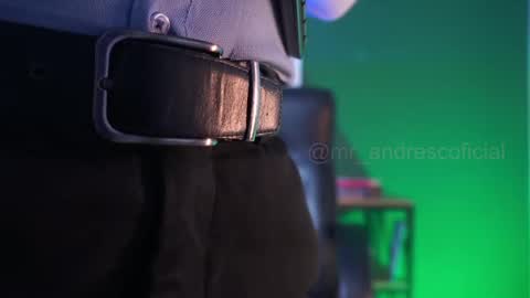 andres    online show from December 2024 09:01:01 PM