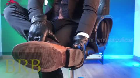 andres    online show from February 2025 08:19:02 PM