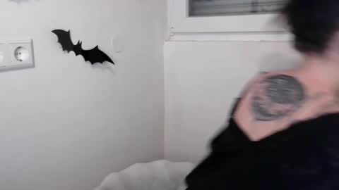 Persephone online show from December 2025 08:23:01 AM