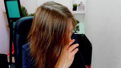 horror flying on the wings of the night.... online show from January 2025 06:36:02 AM