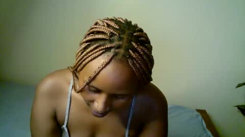 peru_queen online show from May 2026 04:35:01 PM
