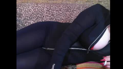 Lady K online show from September 2025 08:41:02 PM