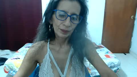 luz  online show from June 2026 03:48:01 AM