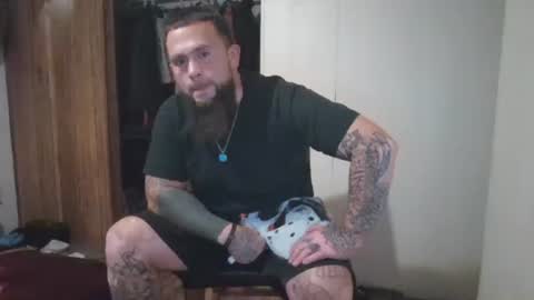 AKA perverted Step Daddy online show from November 2025 03:27:01 AM