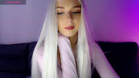 Snapshot of pervyblonde chatting on December 2024 12:28:02 PM Isabella online show from December 2024 12:28:02 PM