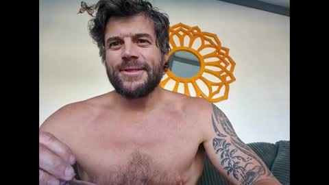 Snapshot of pete_le_meat chatting on May 2026 06:16:02 PM pete_le_meat online show from May 2026 06:16:02 PM
