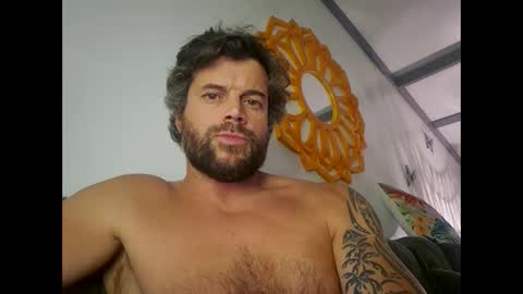 Snapshot of pete_le_meat chatting on May 2026 10:18:02 PM pete_le_meat online show from May 2026 10:18:02 PM