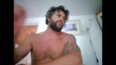 Snapshot of pete_le_meat chatting on May 2026 07:45:01 PM pete_le_meat online show from May 2026 07:45:01 PM