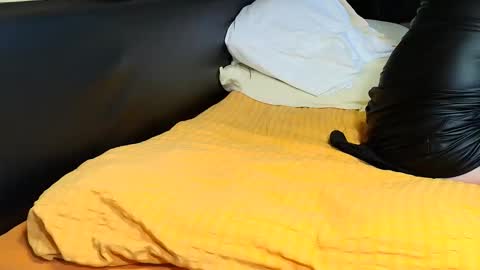 peter196888 online show from September 2025 10:43:02 PM