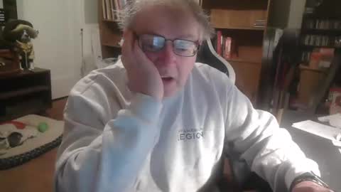 peterinohio57 online show from October 2025 12:06:02 PM