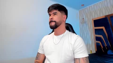 Snapshot of petesevans_1 chatting on January 2026 11:25:01 PM PETES EVANS new account online show from January 2026 11:25:01 PM