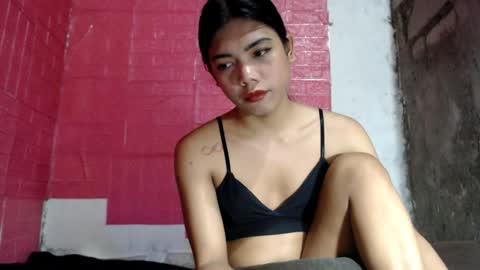 jzee online show from February 2025 09:18:01 PM