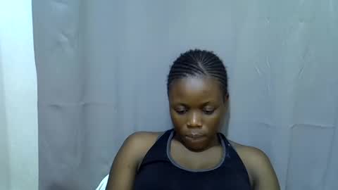 petite_melan online show from September 2025 06:29:02 PM