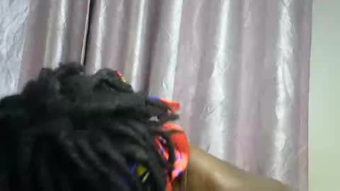 petite_star2 online show from December 2025 08:02:01 PM