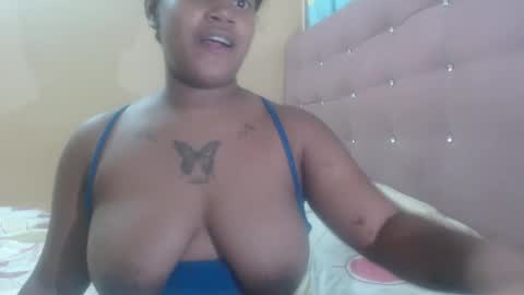 petitechocolatemommy online show from November 2025 06:52:01 PM