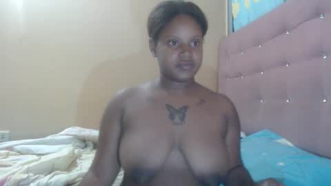 petitechocolatemommy online show from November 2025 01:06:01 AM