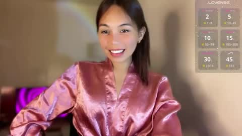Snapshot of petitegirlx69 chatting on June 2026 10:58:01 PM miss lisa online show from June 2026 10:58:01 PM
