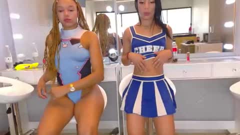 Snapshot of petitestrawberry18 chatting on February 2026 09:22:02 PM Tip us ask our names online show from February 2026 09:22:02 PM