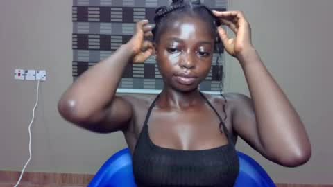 petitexxebony online show from June 2026 07:29:01 PM