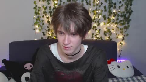 Snapshot of pexxide chatting on February 2026 09:31:01 PM soren online show from February 2026 09:31:01 PM