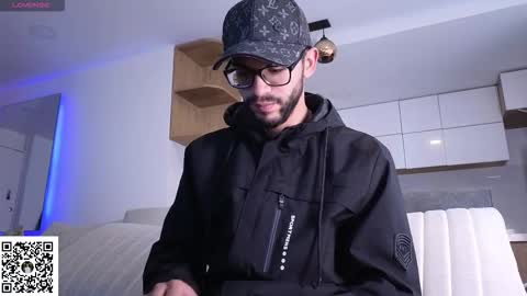 phantom_bigger1 online show from February 2026 12:50:01 PM