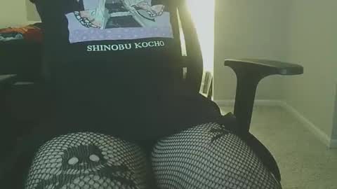 Mia online show from November 2025 03:51:02 AM