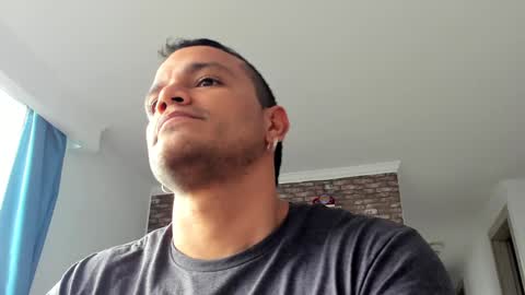 Philipe online show from December 2024 07:00:01 PM