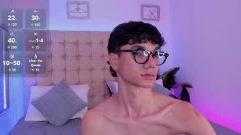 Phillip online show from November 2025 06:02:02 AM