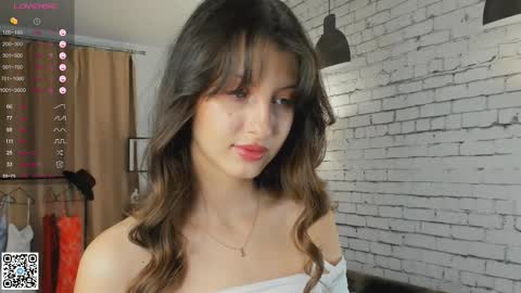 Emilia online show from February 2025 06:19:02 PM