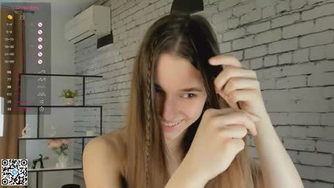 Emilia online show from March 2025 10:49:01 AM