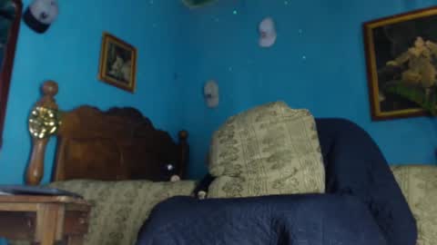 phlilloyhighclouds online show from February 2025 01:33:02 PM