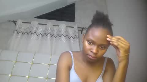 phoebe online show from February 2026 07:46:01 PM