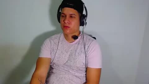 AdnierGnz online show from March 2025 04:22:02 PM