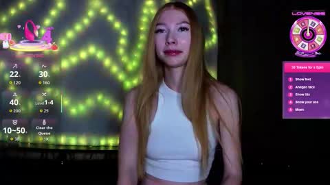 Snapshot of pholens chatting on December 2025 10:22:02 AM Pholens online show from December 2025 10:22:02 AM