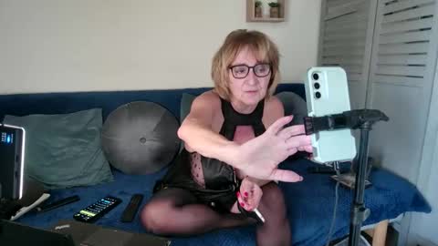 phryna online show from March 2026 04:21:01 PM