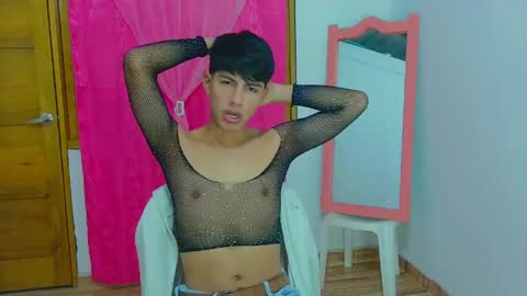 Snapshot of phuwin_bj chatting on May 2026 03:56:02 AM phuwin online show from May 2026 03:56:02 AM