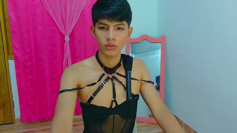 Snapshot of phuwin_bj chatting on May 2026 04:30:02 AM phuwin online show from May 2026 04:30:02 AM