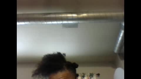 Maya online show from April 2026 09:49:02 PM