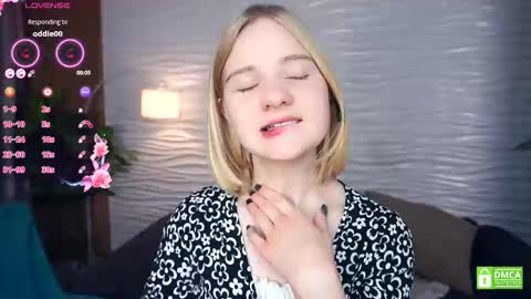 Hann G. Jones online show from November 2025 04:23:02 AM